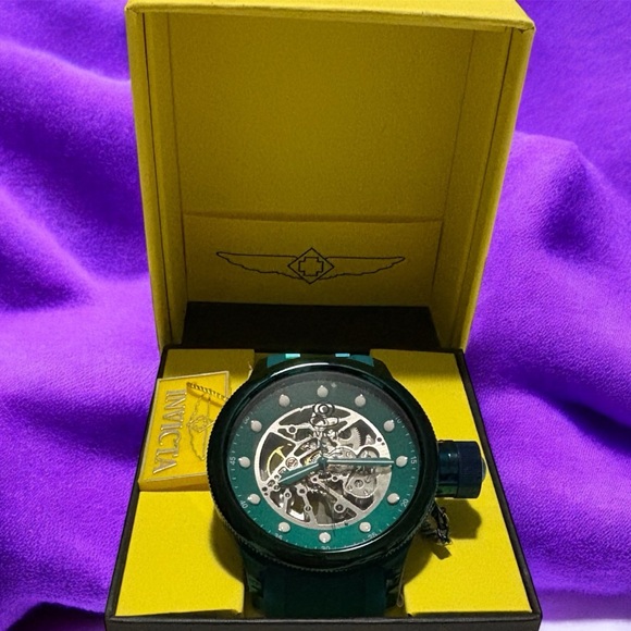 NIB Invicta Pro Driver 4072 Automatic Skelton Men’s Watch